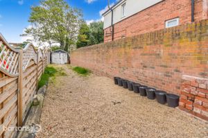 Photo 28- click for photo gallery